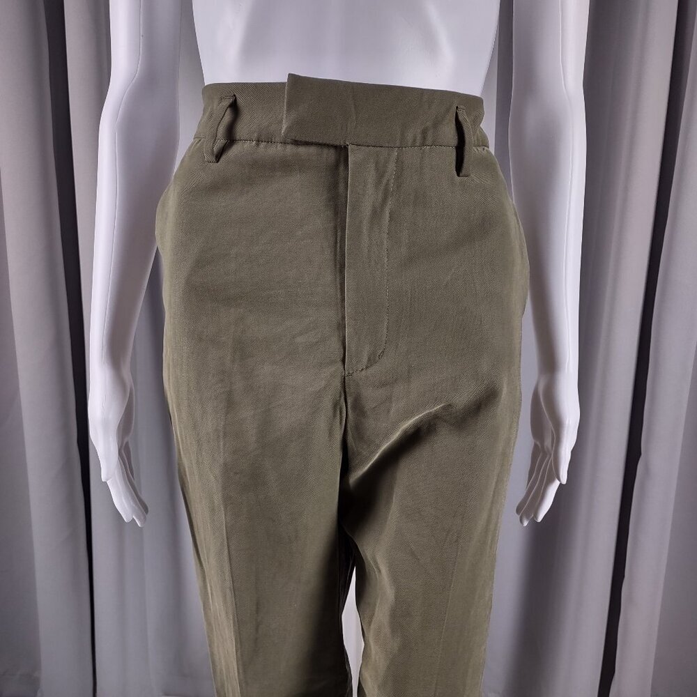 A New Day Women's Lightweight Elastic Waist Olive Green Chino Pants Sz 10R (NWT) - Picture 2 of 12